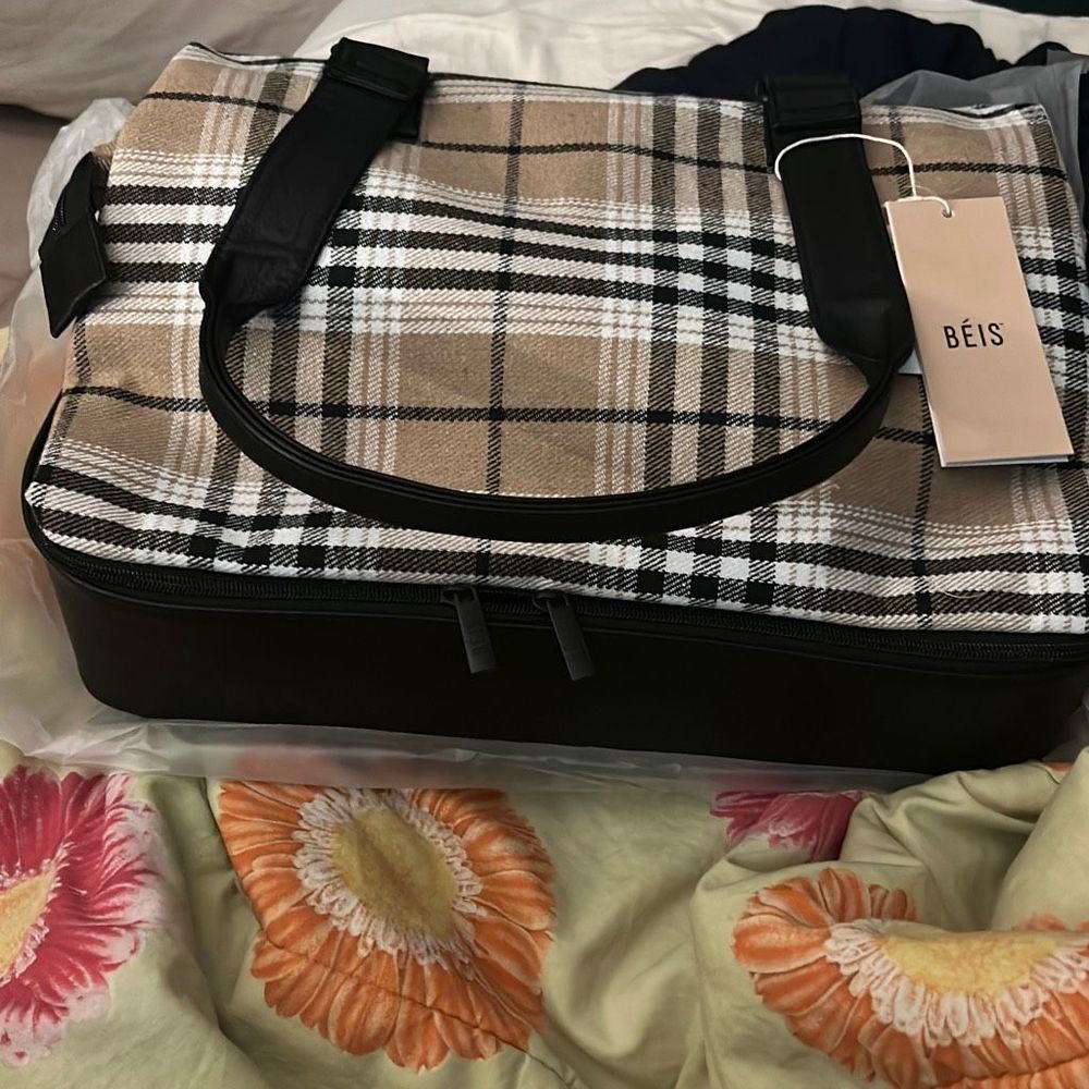 NWT BEIS Mini Weekender Travel Bag in Plaid - Picture 10 of 11